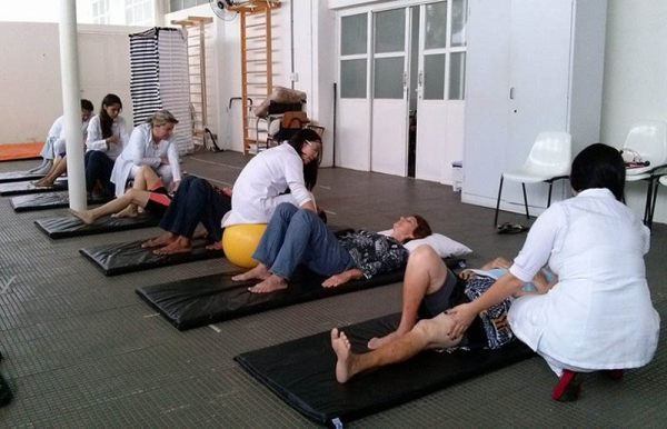 Fisioclínica da FAI busca pacientes para tratamento gratuito (Foto: Assessoria de Imprensa da FAI).