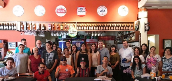 Turma do curso Rotinas Básicas de Garçom contou com 25 alunos (Foto: Da Assessoria).