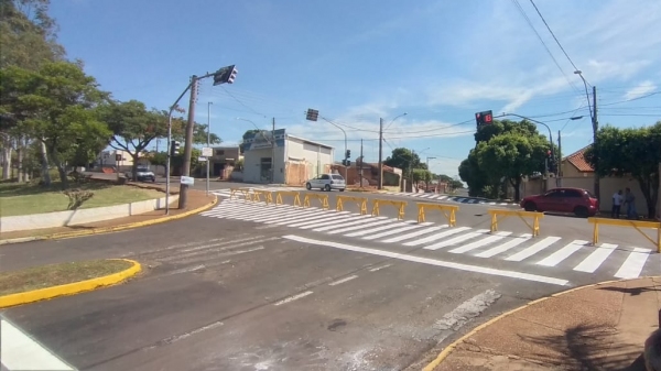 Iniciativa foi implantada no semáforo da Avenida Antônio Tiveron, no Jardim Brasil (Da Assessoria).
