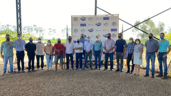 Inauguração do pátio e barracão de compostagem (Da Assessoria/PMA).