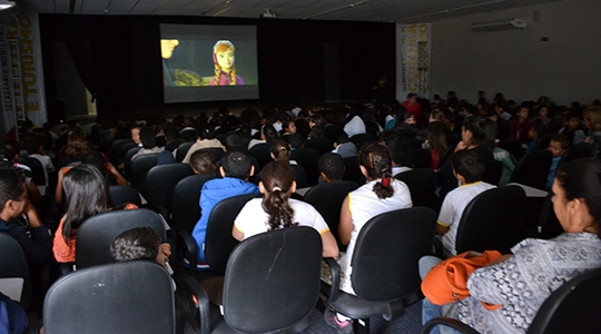 Programação especial de férias no anfiteatro começa segunda-feira (7) e segue todos os dias da semana até o final do mês (Da Assessoria)