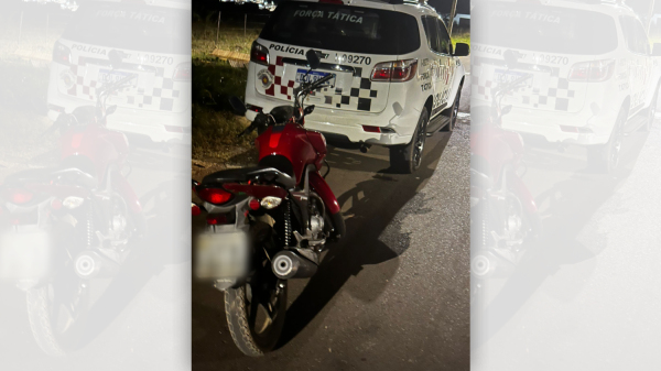 Moto recuperada pela PM em Tupa (Cedida/PM).