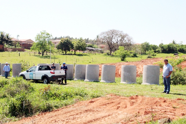 Prefeito Ismael Calori visitou o local nesta semana (Foto: Maciel Dantas)