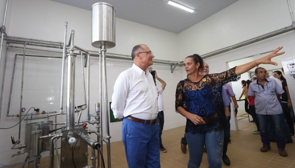 Alckmin entrega laticínio da Associação dos Produtores Rurais de Dracena (Foto: A2img / Gilberto Marques).