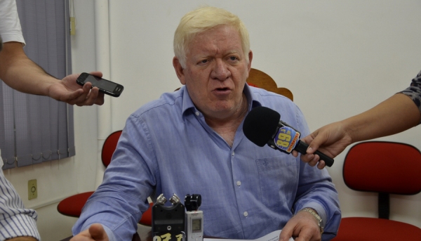 Prefeito de Tupã, Manoel Gaspar, convocou imprensa e anunciou cancelamento dos Jogos Regionais (Foto: Arquivo).