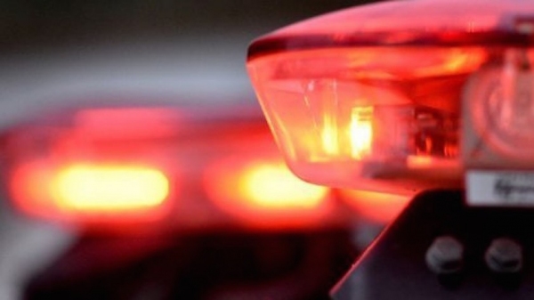 Idoso morre após veículo suspenso por macaco cair sobre ele, em Paulicéia