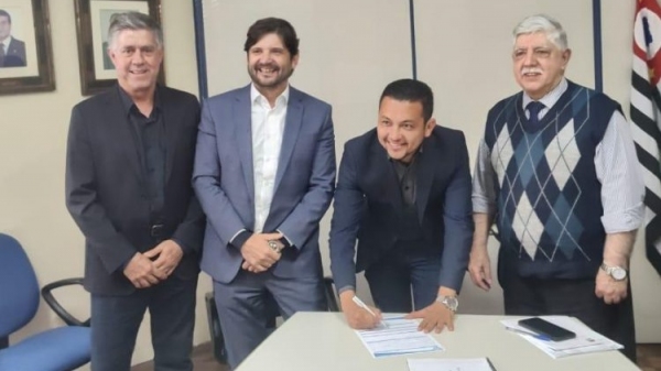 Gustavo Taniguchi  é o novo presidente do PL em Adamantina (Reprodução).