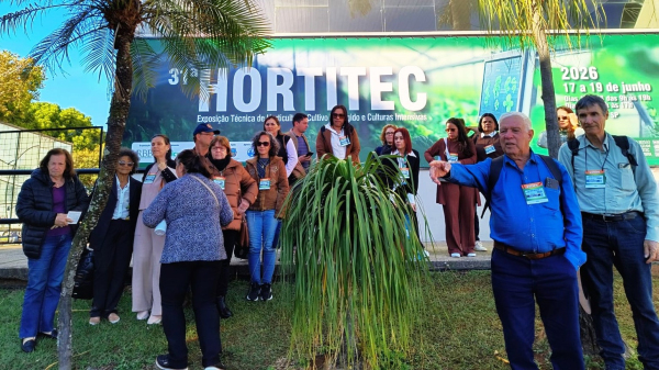 Representantes de Adamantina na Hortitec (Cedida/PMA).