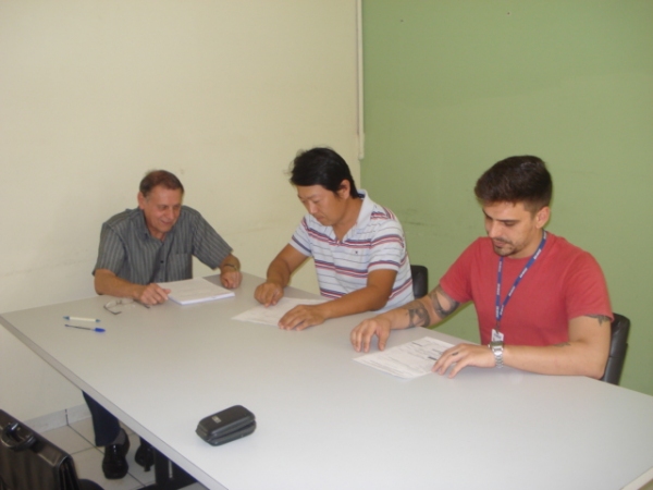 Reunião foi realizada no dia 13 de setembro com a presença dos representantes do IBGE e APTA. (Foto: Assessoria de Imprensa)