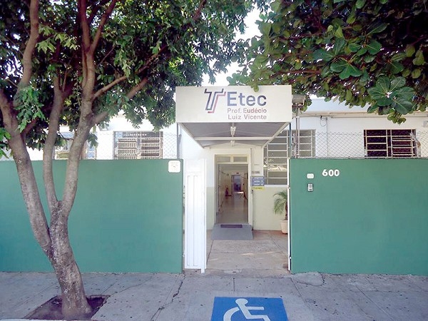 Etec Eudécio Luiz Vicente divulga lista de classificados e datas de matrÃculas (Foto: Cedida).