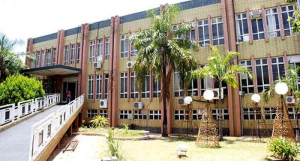 No TAC, Prefeitura obriga-se a promover a exoneração de 50% até 30 de junho de 2017 e o restante dos citados até 31 de março de 2018 (Foto: Jornal Regional/Portal Regional).