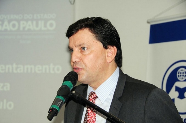 Secretário Floriano Pesaro assina nesta segunda-feira convênios para 22 municÃpios da região, e realiza palestra na UniFAI (Foto: Divulgação)