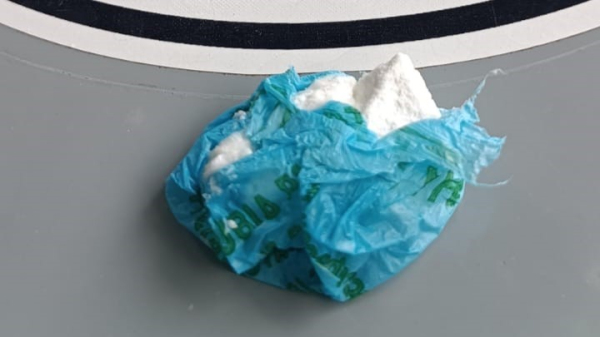 Droga apreendia pesou 3,6 gramas de coca?na (Cedida/PM).