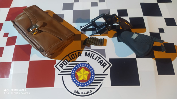 Arma apreendida pela Policia Militar em Pracinha (Cedida/PM).