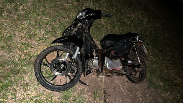 Piloto da moto teve pe  e mao esquerdos decepados (Cedida/PM Rodoviaria).