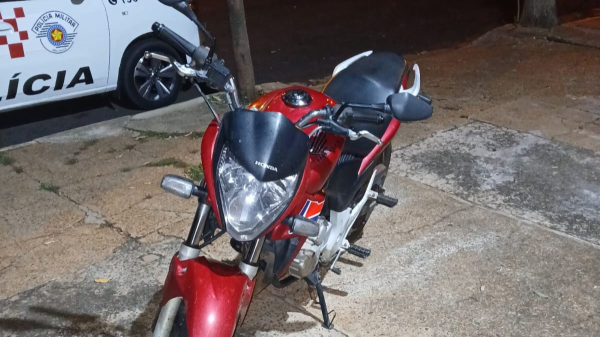 Moto foi apreendida para pericia (Cedida/PM).