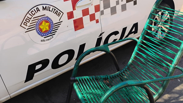 Cadeira de area recuperada pelos policiais (Cedida/PM).