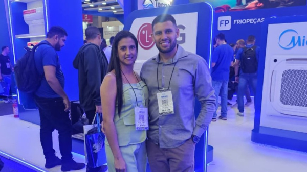 Paulo San e Jessica Gorreri na Febrava em S?o Paulo (Cedida).