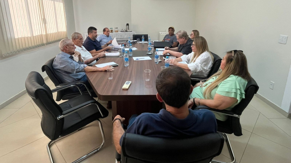 Rodada entre os sindicados patronal e dos trabalhadores (Divulgacao/Sincomercio Nova Alta Paulista).