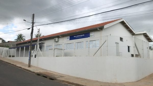 Mesmo com a ação casa a casa, UBS estará aberta das 8h às 16h para aplicação de imunizantes (Siga Mais).