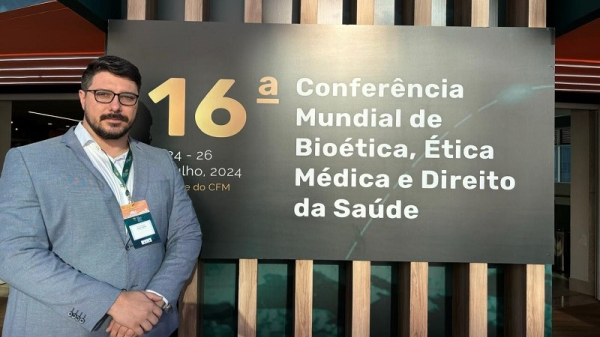 Prof. Me. Rafael Teixeira Sebastiani na Conferencia Internacional em Brasilia (Acervo Pessoal).