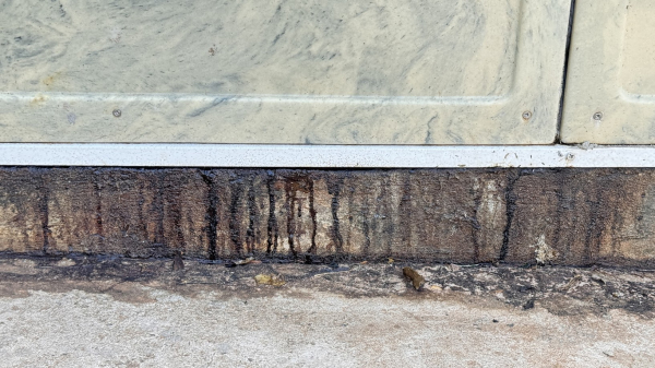 Local onde ocorre vazamento (Siga Mais em 13/09/2025).