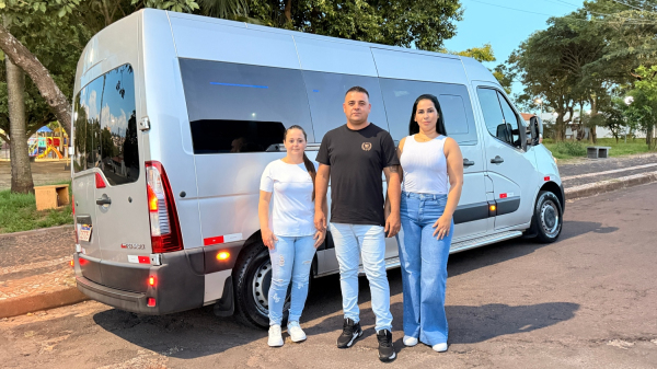 Zerbini Turismo atende com transporte escolar em Adamantina e fretamento disponivel em todas as cidades da regiao (Siga Mais).