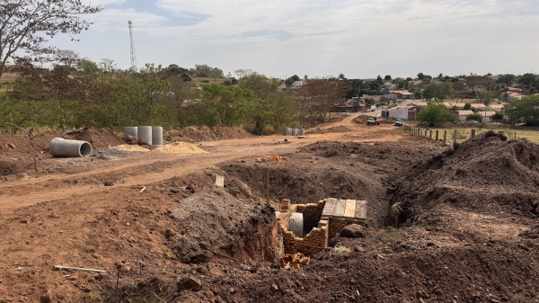 Obras no local (Siga Mais em 06/10/2025).