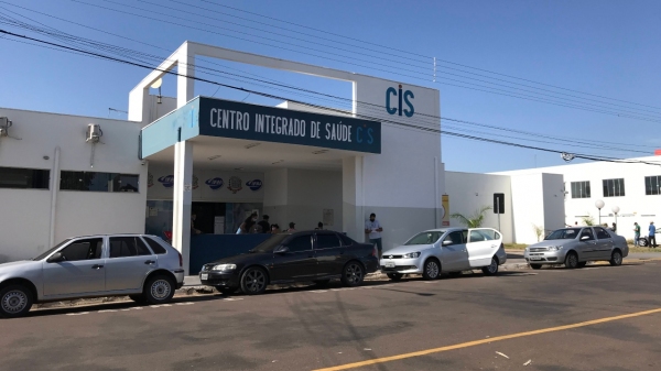 Vacinas contra a Covid-19 são ministradas no CIS (Centro Integrado de Saúde), de segunda a sexta, das 7h às 11h e das 13h às 17h (Foto: Siga Mais).