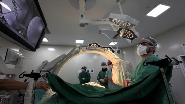 Dr. Tiago Lucas Padua conduz procedimento pioneiros na Santa Casa de Adamantina (Siga Mais).