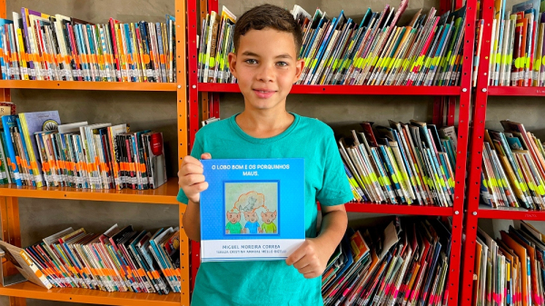 Aluno da Emef Teruyo Kikuta, Miguel lança seu livro na próxima quinta-feira, 30, na Biblioteca Municipal de Adamantina (Siga Mais).