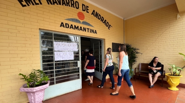 Em Adamantina, votação acontece até às 17h na Emef Navarro de Andrade (Siga Mais).