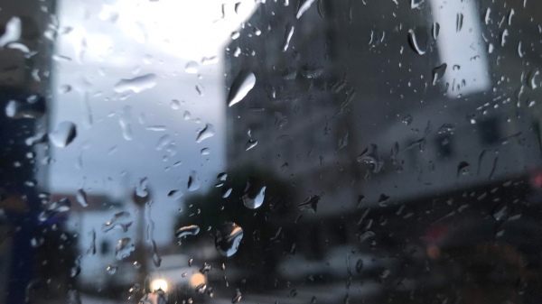 Frente fria traz queda na temperatura e tempo instável, com chuva, em Adamantina (Foto: Siga Mais).