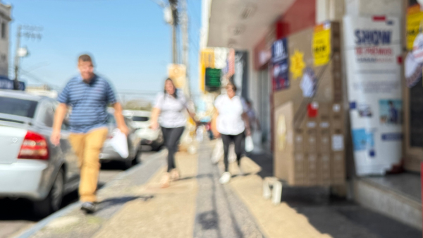 Comercio no centro de Adamantina (Siga Mais).