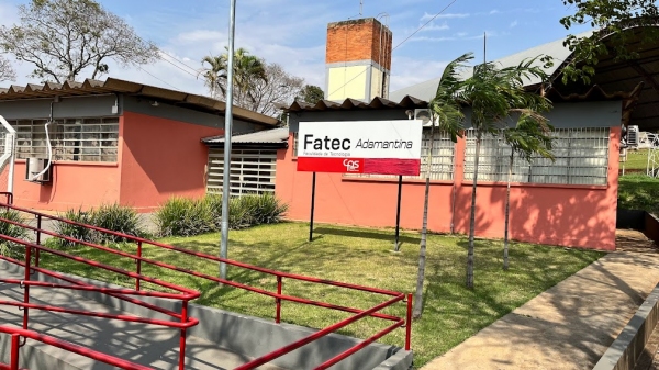 Fatec Adamantina fica na Rua Paraná, 400, Jardim Brasil (Foto: Siga Mais).