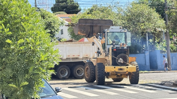 Recolhimento de materiais que possam acumular agua sera retomado pela Prefeitura de Adamantina (Arquivo/Siga Mais).
