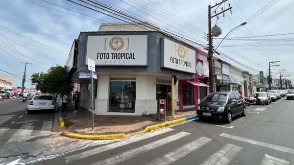 Foto Tropical Imagens em Adamantina (Siga Mais).