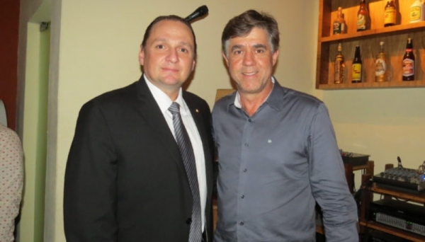 Deputado Federal Ricardo Bentinho e o Prefeito eleito de Adamantina, Márcio Cardim (Foto: João Vinícius/Grupo Impacto).