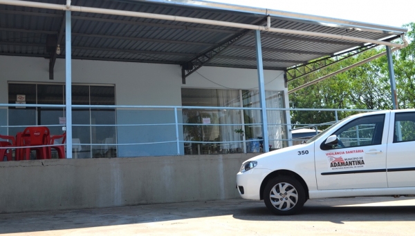 Fiscalização realizou a lacração do estabelecimento na manhã de hoje, em Adamantina (Foto: Maikon Moraes).