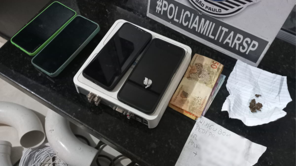 Materiais apreendidos na a??o policial (Cedida/PM).