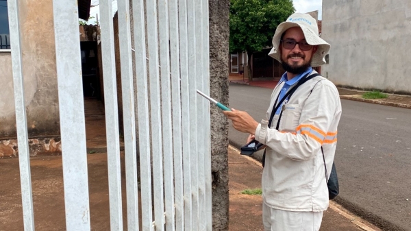 O auxiliar comercial (leiturista) Joallyson Eli Amancio Gomes, há cinco anos na Energisa (Da Assessoria).