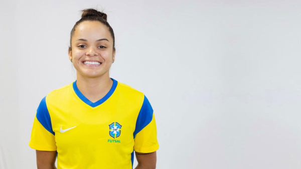 Adamantinense Jaque Nunes, do Stein Futsal de Cascavel (PR), convocada para amistosos contra a Colômbia (Divulgação).