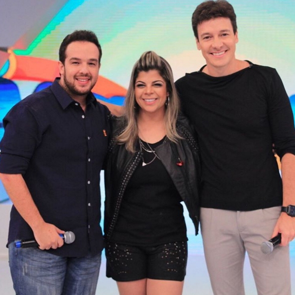 Luiz Henrique, Paula Mattos e Rodrigo Faro, na Record (Foto: Reprodução).