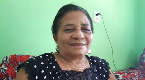 Dona Lucimar vai evitar aglomerações agora, mas promete renovar o NIS antes do prazo de dois anos para não perder o benefício da Tarifa Social (Da Assessoria).
