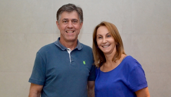 Márcio Cardim e Ana Romanini Micheloni são anunciados pré-candidatos a prefeito e vice, pelo DEM (Foto: Divulgação/DEM).
