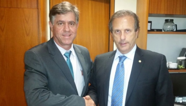 Prefeito eleito Márcio Cardim encontra o deputado federal Tadeu Mudalen (DEM).