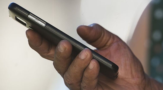 O consumidor que não quiser receber oferta de empréstimo consignado deve cadastrar seus telefones fixos e móveis (Foto: Marcello Casal Jr/Agência Brasil).