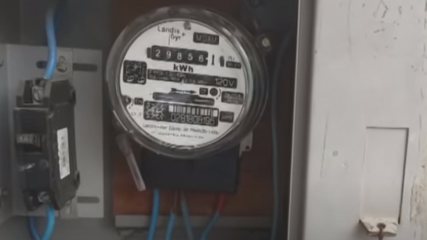Antes de realizar o corte o consumidor deve ser notificado pela concessionária de energia elétrica (Reprodução/Youtube).