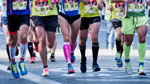 Corrida terá 6 quilômetros saindo do Parque dos Pioneiros (Foto: Miguel A. Amutio/Unsplash).