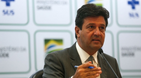 Para o ministro da saúde, intensidade do colapso depende das medidas adotadas e do comportamento das pessoas (Foto: Marcello Casal Jr/Agência Brasil).